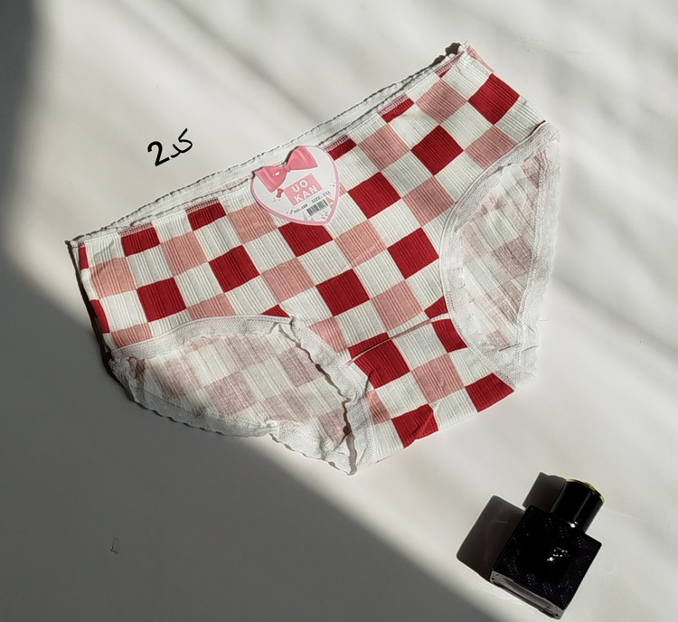 شورت زنانه نخ پنبه وارداتی طرح فانتزی عروسکی