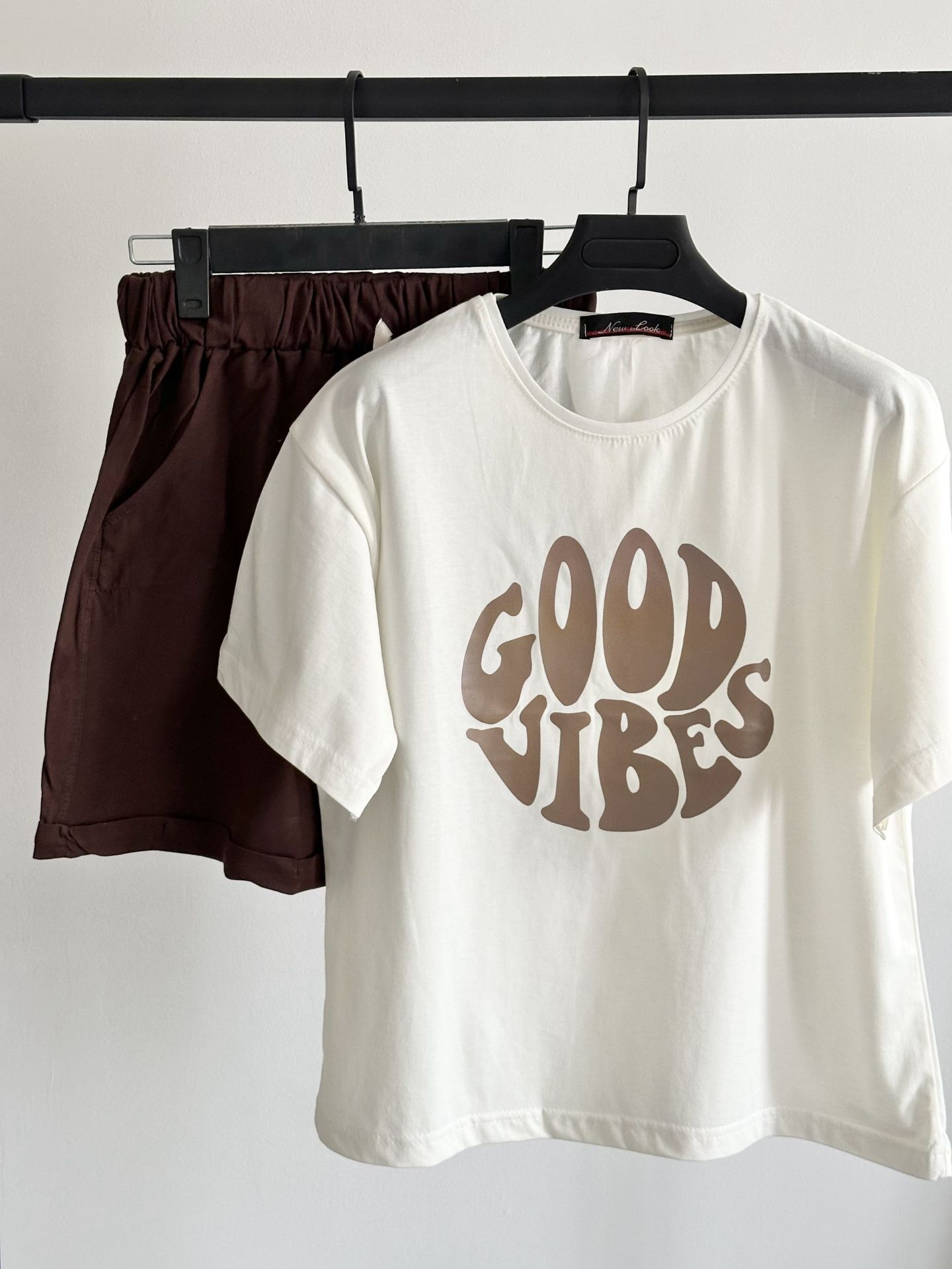 ست تیشرت و شورتک  زنانه طرح فانتزی  GOOD VIBES پارچه نخ پنبه با کیفیت برند NEW LOOK